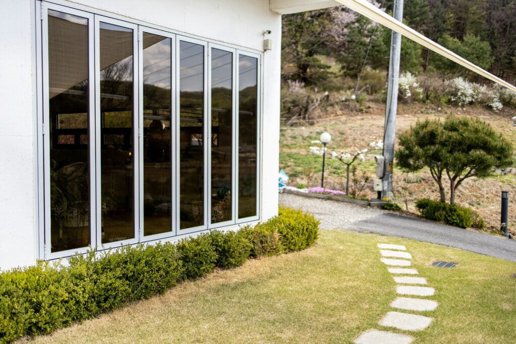  apa itu folding door sungwoo
