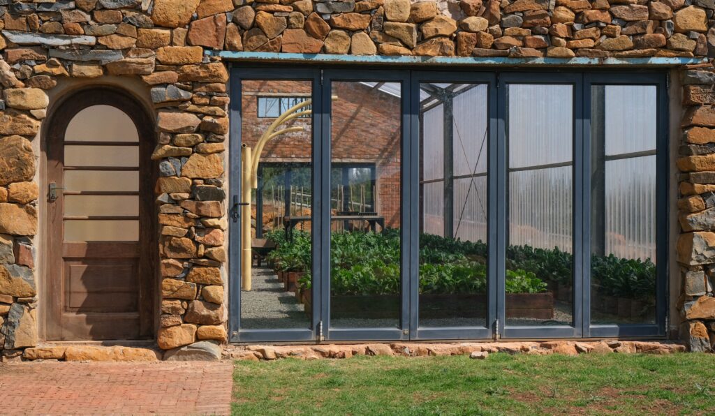 apa itu folding door magda